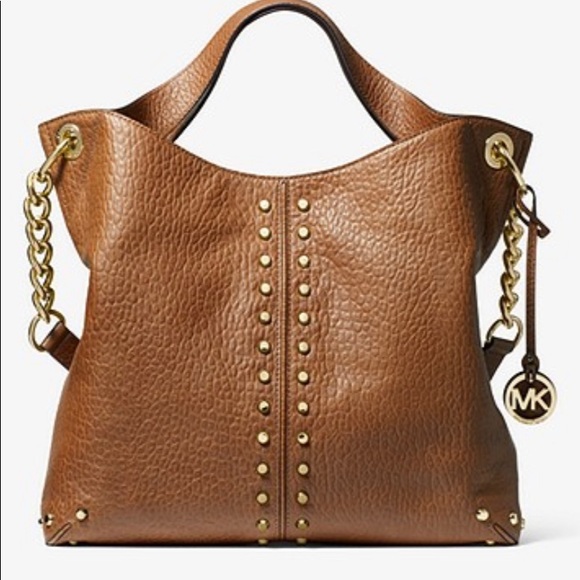 michael kors astor pebbled leather shoulder bag